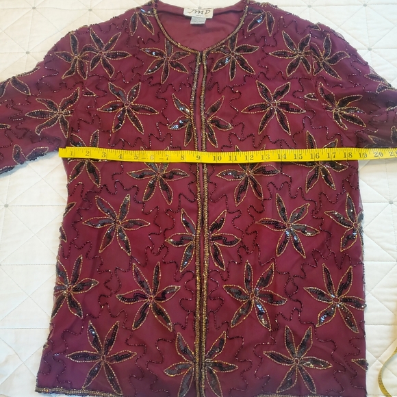 Vintage 100% Silk Cardigan with Beading and Sequins! Size Large. - Picture 8 of 10